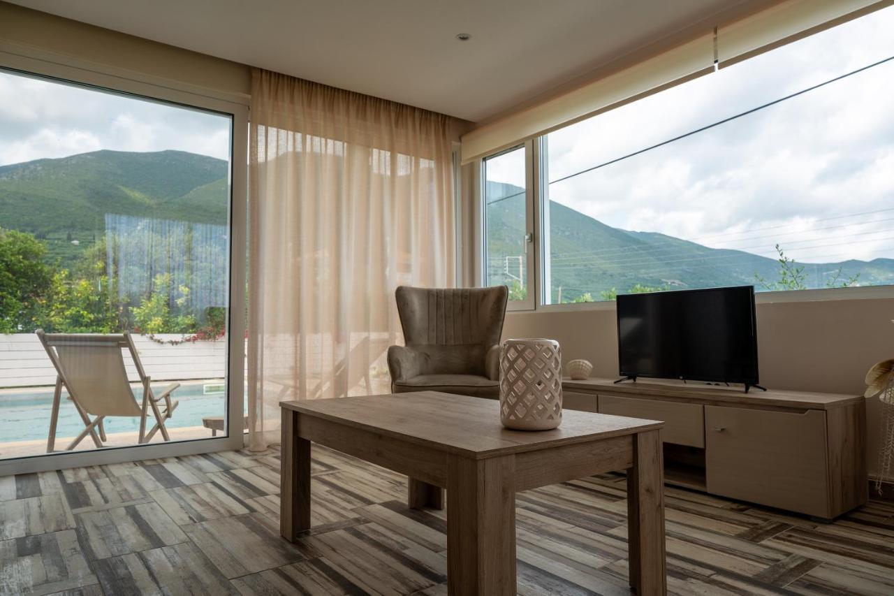 Casa Di Terra Guest House Pigadhakia Bagian luar foto
