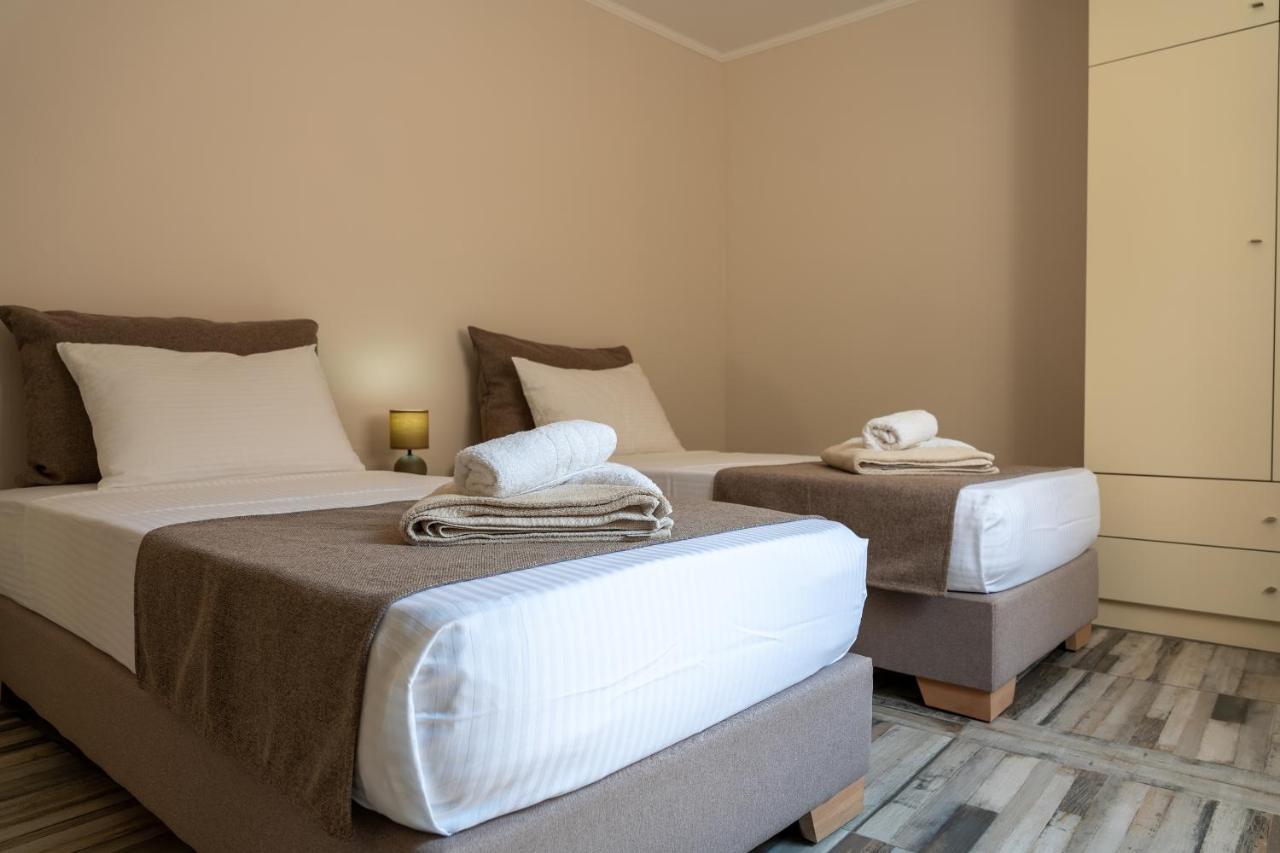Casa Di Terra Guest House Pigadhakia Bagian luar foto